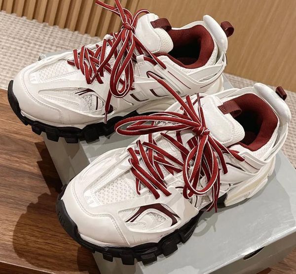 sneaker 5a designer sneakers men women casual shoes track 3 3.0 triple white black trainers luxury nylon printed shoe size 35-45 kdj6
sneaker 5a designer sneakers men women casual shoes track 3 3.0 triple white black trainers luxury nylon printed shoe size 35-45 kdj6