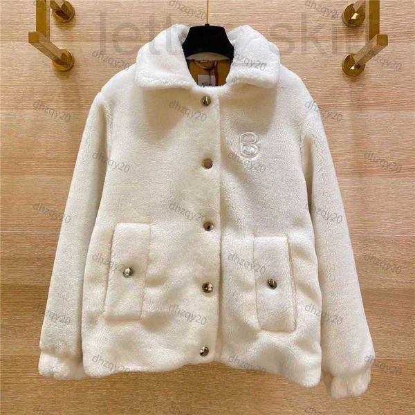 men's jackets luxuriousbu fleece jacket designer flannel shirt letter embroidery imitation wool coat men women versatile parka warm win, Black;brown
men's jackets luxuriousbu fleece jacket designer flannel shirt letter embroidery imitation wool coat men women versatile parka warm win, Black;brown