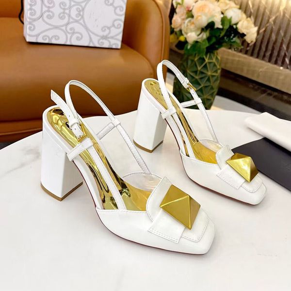 black leather thick heeled sandals designer summer beautiful high heels fashionable and versatile model women shoes
black leather thick heeled sandals designer summer beautiful high heels fashionable and versatile model women shoes