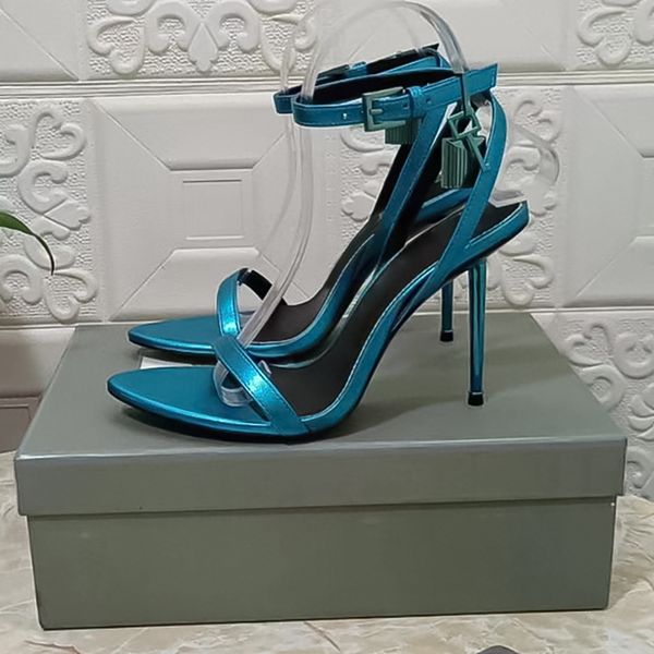 metal high heels 2023 luxury designer womens shoes summer slim heels with sandals womens shoes premium leather wedding shoes .5cm sizes 35, Black
metal high heels 2023 luxury designer womens shoes summer slim heels with sandals womens shoes premium leather wedding shoes .5cm sizes 35, Black