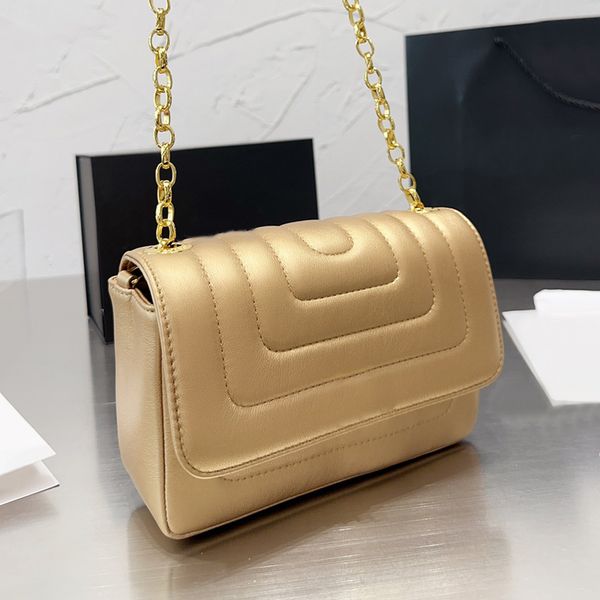 luxury bag women crossbody bags tote fashion gold silver chains shoulder bag lady flap messenger handbag purse causal backpack wallet
luxury bag women crossbody bags tote fashion gold silver chains shoulder bag lady flap messenger handbag purse causal backpack wallet