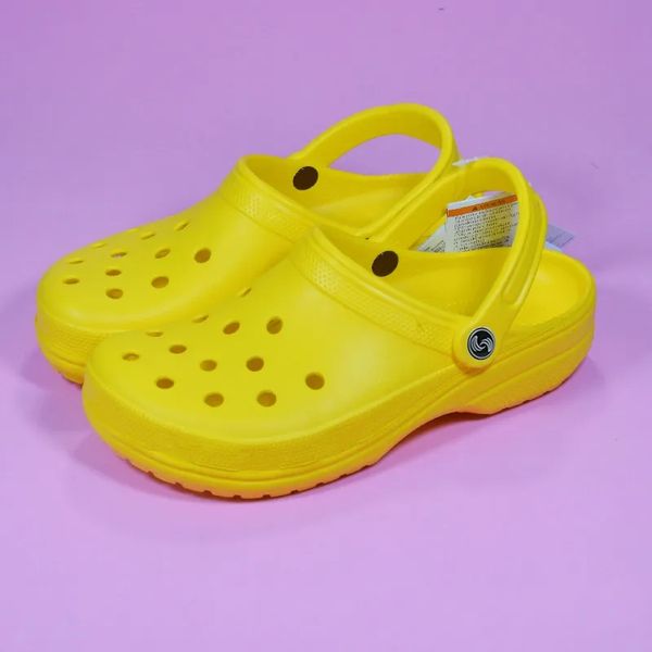 2023 sandal designer platform slide man slipper cave shoes made of crocslite material soft comfortable slides flat womans summer sandals des, Black
2023 sandal designer platform slide man slipper cave shoes made of crocslite material soft comfortable slides flat womans summer sandals des, Black