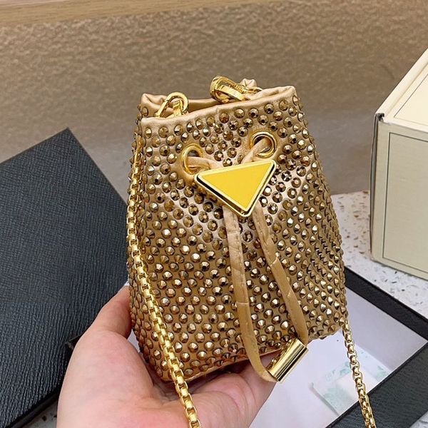 bags designer bag full drill totes fashion bucket handbag gold shoulder crossbody bag mini purse classic women wallet luxurys handbags chain
bags designer bag full drill totes fashion bucket handbag gold shoulder crossbody bag mini purse classic women wallet luxurys handbags chain