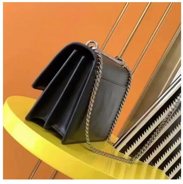 2023 designer women bag handbag shoulder bags woman original box real leather cross body messenger bags lady clutch purse
2023 designer women bag handbag shoulder bags woman original box real leather cross body messenger bags lady clutch purse