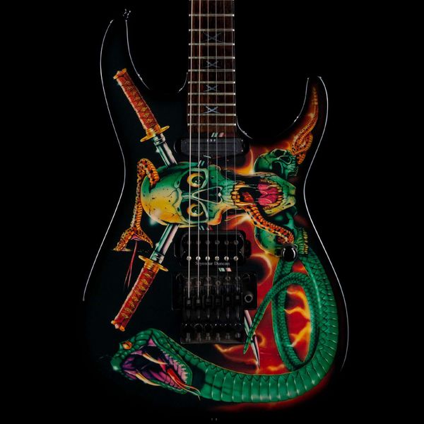 25th anniversary george lynch skulls & snakes electric guitar floyd rose tremolo bridge, black hardware, skull & swords inlay, rosewood fing
25th anniversary george lynch skulls & snakes electric guitar floyd rose tremolo bridge, black hardware, skull & swords inlay, rosewood fing