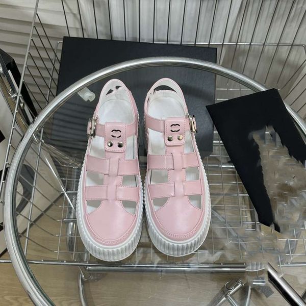 dress shoes 2023 channel fashion women leather high heel letter logo party wedding tourism holiday casual flat shoes 09-016, Black
dress shoes 2023 channel fashion women leather high heel letter logo party wedding tourism holiday casual flat shoes 09-016, Black