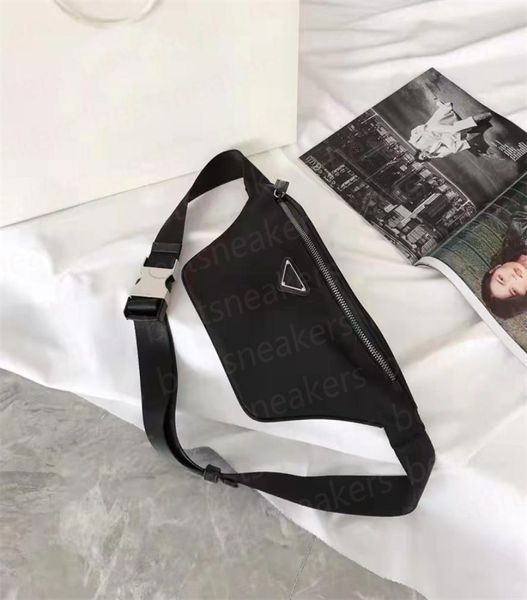 fw2021ss new come designer paris popup waist bag off nylons chest bags selling classic nylon sportbags white han8202112
fw2021ss new come designer paris popup waist bag off nylons chest bags selling classic nylon sportbags white han8202112