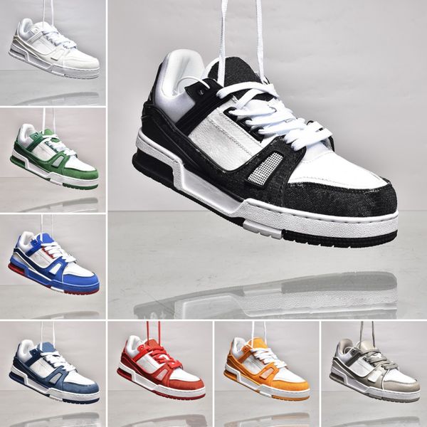 2023 mens womens casual shoes platform sneakers white black male and female sports coaches walking wooking jogging size36-45
2023 mens womens casual shoes platform sneakers white black male and female sports coaches walking wooking jogging size36-45