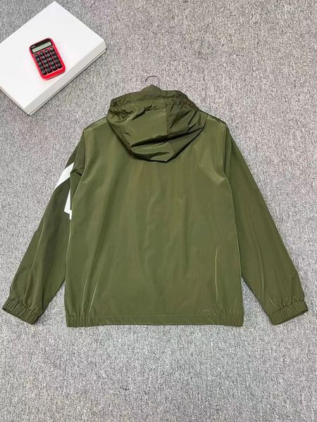 luxury brand windbreaker mens hooded jacket lightweight sun protection clothing spring jackets sleeve arm nfc function designers men clothin, Black
luxury brand windbreaker mens hooded jacket lightweight sun protection clothing spring jackets sleeve arm nfc function designers men clothin, Black