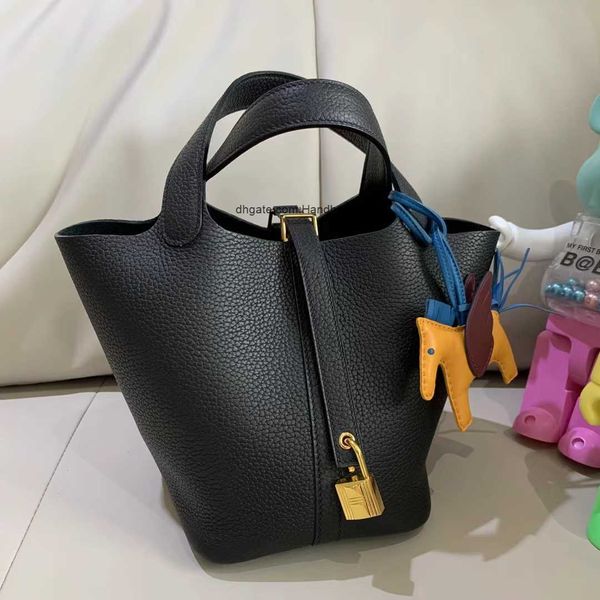 aherbag designer handbag picotin lock cargo h home new h home vegetable basket bucket bag pure hand sewn wax thread tc skin litchi pattern f
aherbag designer handbag picotin lock cargo h home new h home vegetable basket bucket bag pure hand sewn wax thread tc skin litchi pattern f