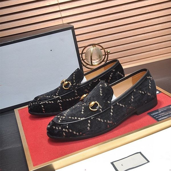 28model men mirror face oxfords shoes luxury designer formal shoes patent leather pointed shoes slip on business dress green mocasines, Black
28model men mirror face oxfords shoes luxury designer formal shoes patent leather pointed shoes slip on business dress green mocasines, Black