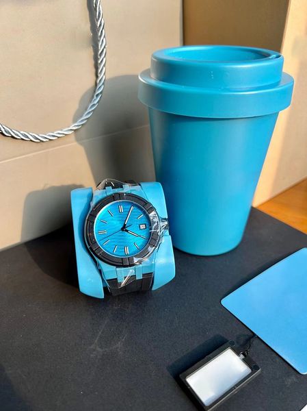 luxury fashion blue classic men's watch 316 steel watch case 8205 machine movement u1, Slivery;brown
luxury fashion blue classic men's watch 316 steel watch case 8205 machine movement u1, Slivery;brown