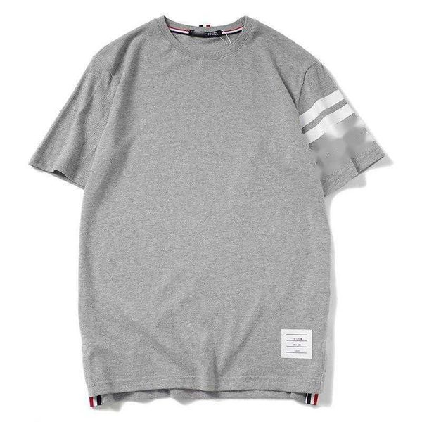 men's t-shirt summer new designer brand high-quality fabrics trendy british style small round neck men and women with the same section, White;black
men's t-shirt summer new designer brand high-quality fabrics trendy british style small round neck men and women with the same section, White;black