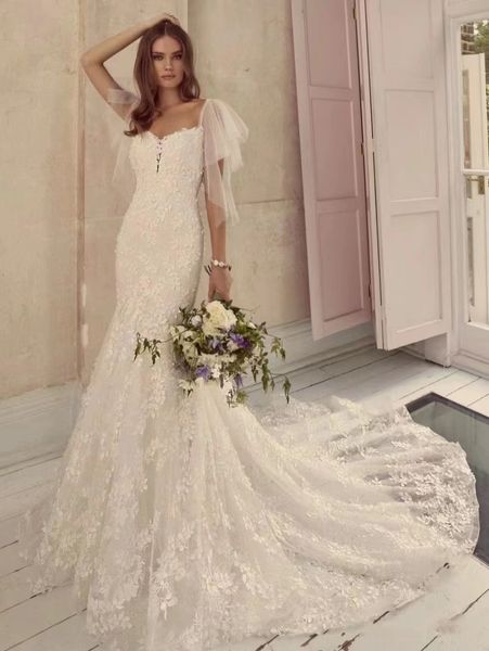 new thin straps and two pieces of yarn lace smart high fishtail slim-fit heightener fairy party wedding dress, White
new thin straps and two pieces of yarn lace smart high fishtail slim-fit heightener fairy party wedding dress, White