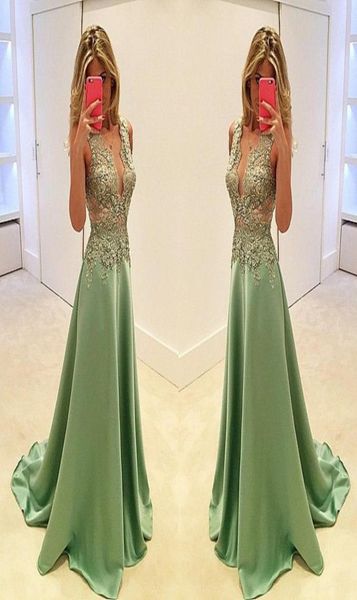 exquisite lace appliques long evening dresses v neck sleeveless a line floor length formal party plus size weddings guest dress ne9518320, Black;red
exquisite lace appliques long evening dresses v neck sleeveless a line floor length formal party plus size weddings guest dress ne9518320, Black;red