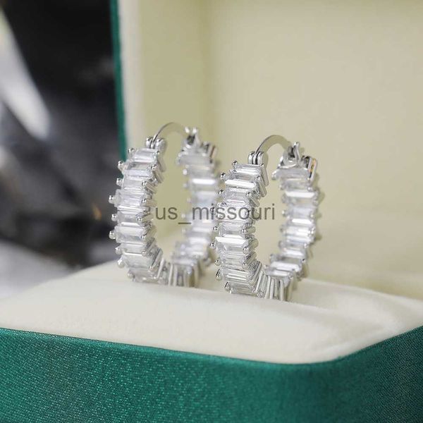 stud huitan highquality silver colorgold color earrings women wedding party hoop earring versatile luxury cubic zirconia jewelry j230529 j23, Golden;silver
stud huitan highquality silver colorgold color earrings women wedding party hoop earring versatile luxury cubic zirconia jewelry j230529 j23, Golden;silver