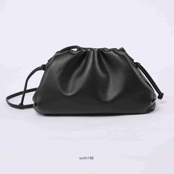 designer bag bags bottegas evening girl pouch handbags leather purse cloud pleated clip small women's version 2023 single shoulder cros
designer bag bags bottegas evening girl pouch handbags leather purse cloud pleated clip small women's version 2023 single shoulder cros