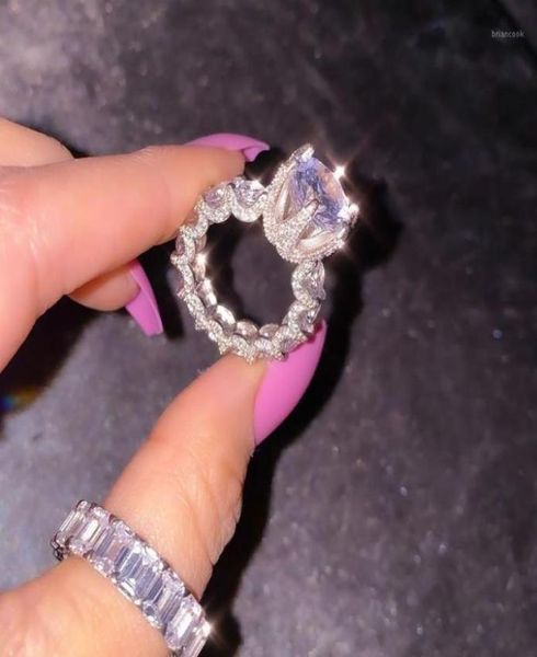 wedding rings iced out bling 5a cubic zirconia sparking engagement ring for women round shaped bridal gift rings15294130, Slivery;golden
wedding rings iced out bling 5a cubic zirconia sparking engagement ring for women round shaped bridal gift rings15294130, Slivery;golden
