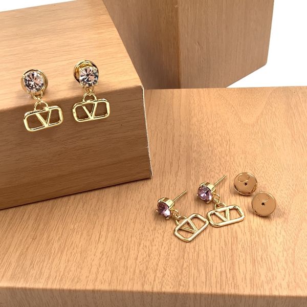 earring designers design luxurious and fashionable earring jewelry, party jewelry, and wedding jewelry gift boxes for women, Golden;silver
earring designers design luxurious and fashionable earring jewelry, party jewelry, and wedding jewelry gift boxes for women, Golden;silver