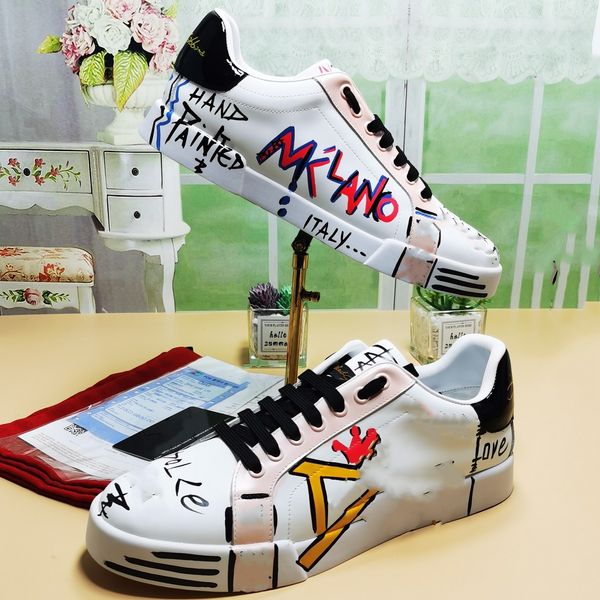 2023 designer luxury casual shoes men women sneakers hand-polished and used old sports shoe series bottom size35-45 a020, Red;white
2023 designer luxury casual shoes men women sneakers hand-polished and used old sports shoe series bottom size35-45 a020, Red;white