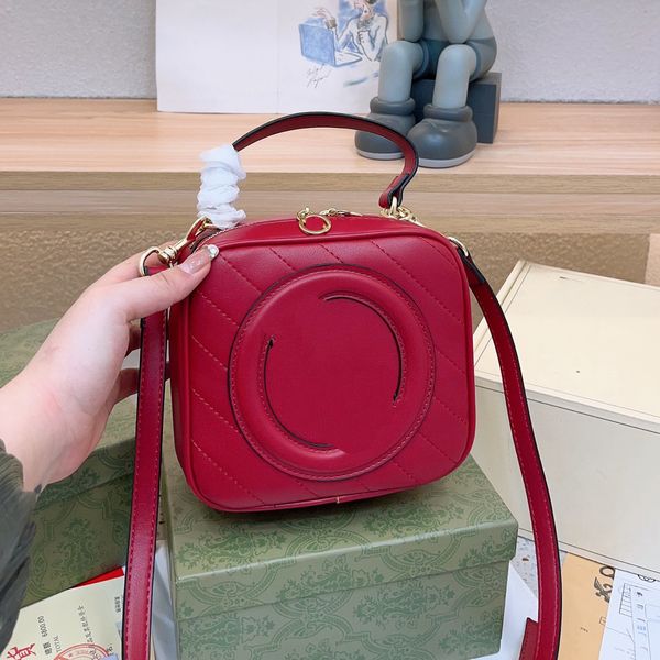 23ss women marmont bag quilted matelasse handbag mini totes golden chain mini shoulder strap metal hardware handbags designer camera bags 17
23ss women marmont bag quilted matelasse handbag mini totes golden chain mini shoulder strap metal hardware handbags designer camera bags 17