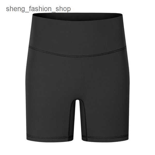 lulus yoga shorts seamless align women's sports high waist 3-point pants running fitness gym underwear workout leggings inside pocket 5, White;black
lulus yoga shorts seamless align women's sports high waist 3-point pants running fitness gym underwear workout leggings inside pocket 5, White;black