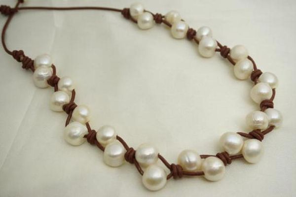 new arriver pearl leather jewelleryhandwork white color freshwater pearl black leather necklace911mm 100 real pearls2999906
new arriver pearl leather jewelleryhandwork white color freshwater pearl black leather necklace911mm 100 real pearls2999906