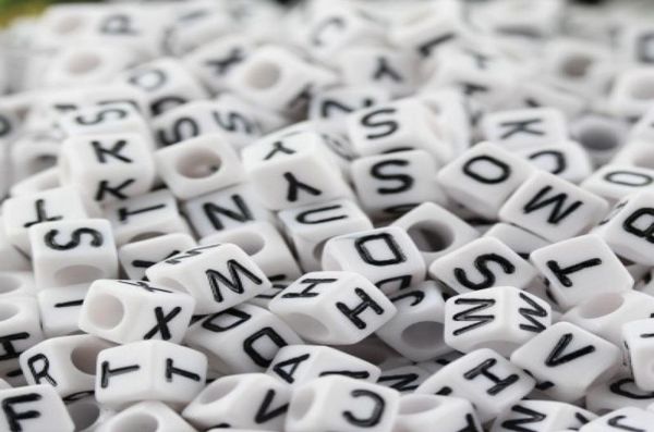 1000 pcs mixed alphabet letter acrylic cube beads 6x6 mm white with black letters 5410368
1000 pcs mixed alphabet letter acrylic cube beads 6x6 mm white with black letters 5410368