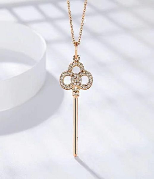 fashion key pendant with diamond sliding petal necklace luxury gift original packaging4304032, Silver
fashion key pendant with diamond sliding petal necklace luxury gift original packaging4304032, Silver
