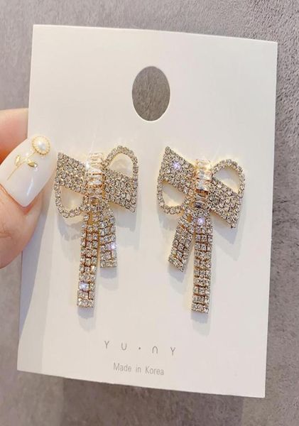 dangle chandelier high sense bow knot zircon ear pendent temperament texture earrings women european and american style 2021 tre6336805, Silver
dangle chandelier high sense bow knot zircon ear pendent temperament texture earrings women european and american style 2021 tre6336805, Silver