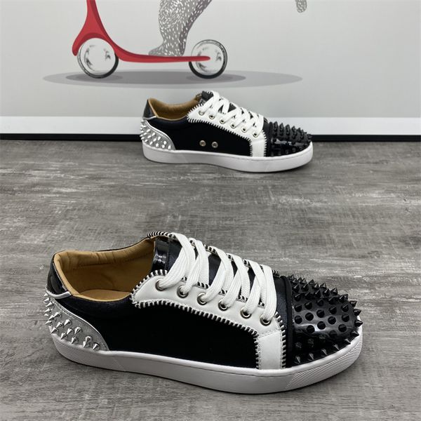 new 2023 fashion men black white embroidery rivets loafers mens casual oxford shoes wedding groom driving homecoming business footwear
new 2023 fashion men black white embroidery rivets loafers mens casual oxford shoes wedding groom driving homecoming business footwear