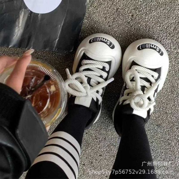 2023 new white deer star same big headed ugly cute smiling canvas shoes casual versatile board shoes sports shoe7876
2023 new white deer star same big headed ugly cute smiling canvas shoes casual versatile board shoes sports shoe7876