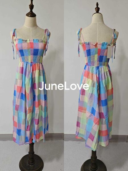 women 2023 summer rainbow sleeveless holiday beach dress vintage female sweet pleated midi dress fashion plaid party dress, Black;gray
women 2023 summer rainbow sleeveless holiday beach dress vintage female sweet pleated midi dress fashion plaid party dress, Black;gray