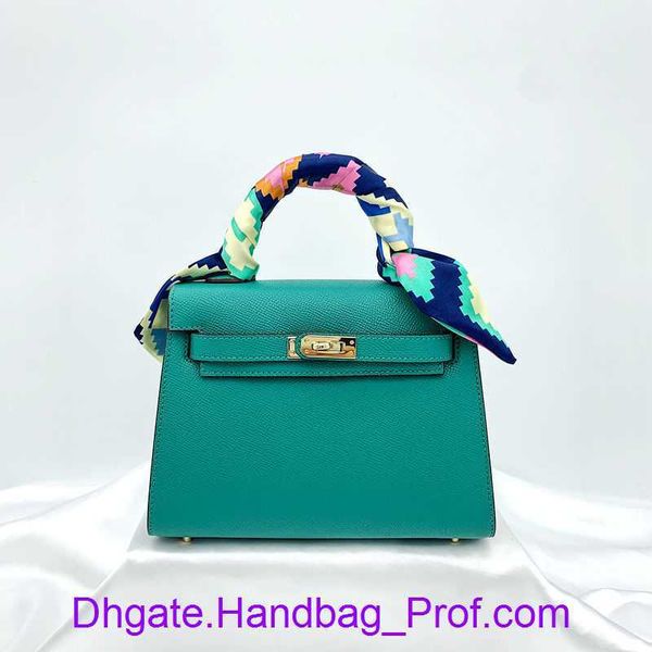 kelys tote bag designer handbag hemrres online store 2023 new red carrie bag mini leather womens small ck palm pattern versatile single shou
kelys tote bag designer handbag hemrres online store 2023 new red carrie bag mini leather womens small ck palm pattern versatile single shou