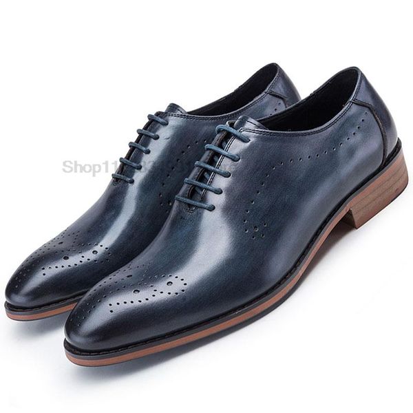 luxury genuine leather oxford shoes men elegant office pointed toe black blue lace up mens business dress shoes
luxury genuine leather oxford shoes men elegant office pointed toe black blue lace up mens business dress shoes