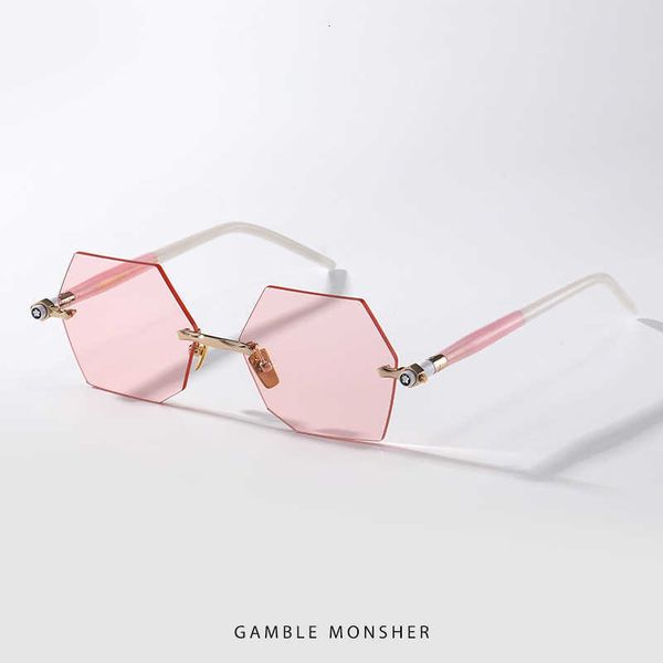 Designer Kuboraum cool Super high quality luxury Handmade panel color matching polygonal eyewear frame Wanbaolong KUBORAUM the same P54 personalized trend ink
Designer Kuboraum cool Super high quality luxury Handmade panel color matching polygonal eyewear frame Wanbaolong KUBORAUM the same P54 personalized trend ink