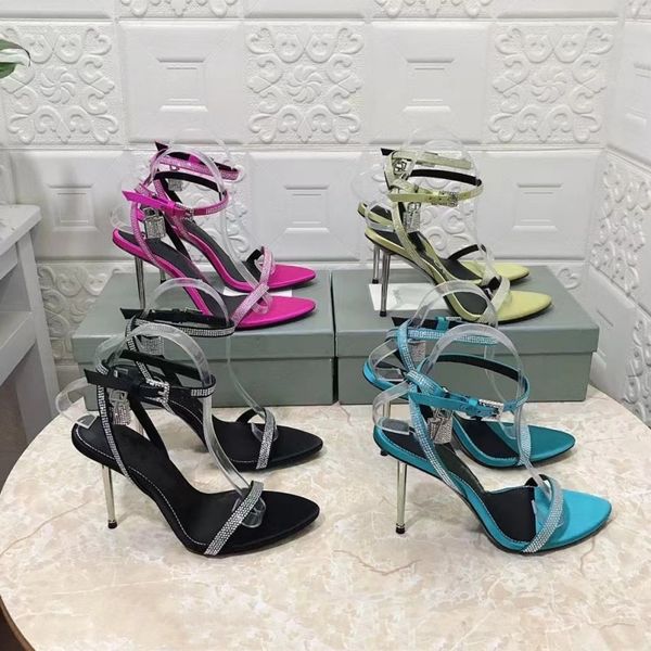 latest fashion metallic feeling high heel sandals .5cmwomen luxurious gold lock decorate high heels summer rose red sandal ankle strap dre, Black
latest fashion metallic feeling high heel sandals .5cmwomen luxurious gold lock decorate high heels summer rose red sandal ankle strap dre, Black
