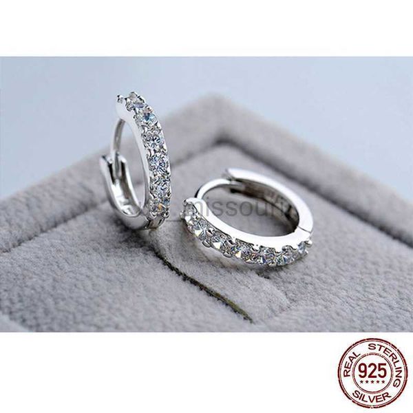 stud 2020 new 100 real 925 sterling silver crystal circle earring for women making jewelry gift wedding party engagement j230529, Golden;silver
stud 2020 new 100 real 925 sterling silver crystal circle earring for women making jewelry gift wedding party engagement j230529, Golden;silver