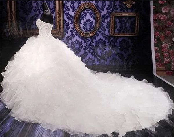 luxury beaded embroidery ball gowns wedding dresses princess gown corset sweetheart organza ruffles cathedral train bridal dress plus size c, White
luxury beaded embroidery ball gowns wedding dresses princess gown corset sweetheart organza ruffles cathedral train bridal dress plus size c, White