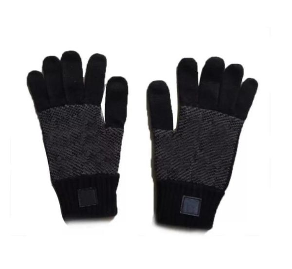 knitted gloves classic designer autumn solid color european and american letters couple finger gloves winter fashion fivefinger g99218741, Blue;gray
knitted gloves classic designer autumn solid color european and american letters couple finger gloves winter fashion fivefinger g99218741, Blue;gray
