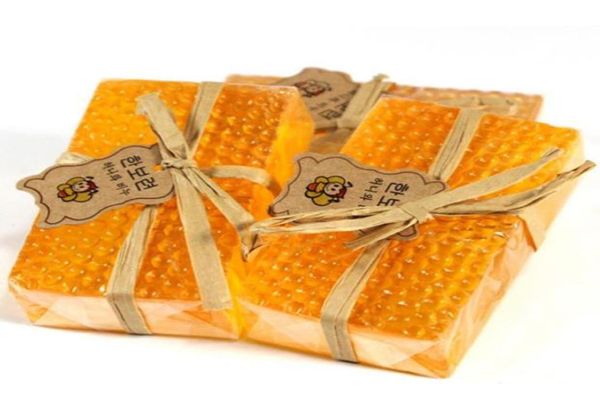 90g 100 handmade honey soap whitening peeling glutathione arbutin honey kojic acid soap whole5902999
90g 100 handmade honey soap whitening peeling glutathione arbutin honey kojic acid soap whole5902999