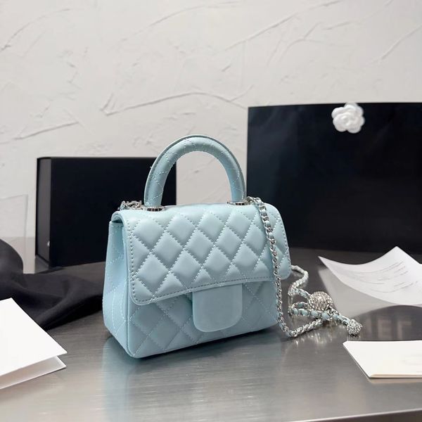 designer shoulder bag temperament stylish women's classic luxury leather commuting exquisite messenger handbag
designer shoulder bag temperament stylish women's classic luxury leather commuting exquisite messenger handbag