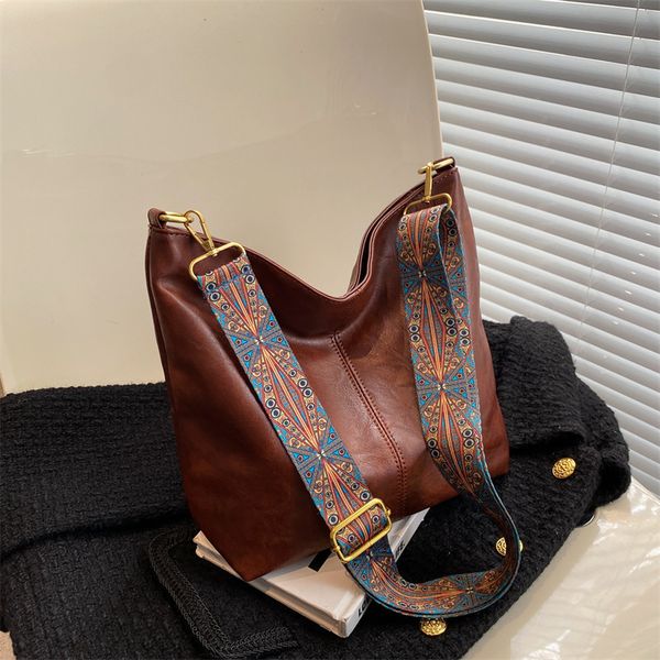 boho strap pu messenger bag stitches retro crossbody bags on-the-go women purse overnight weekend tote dom2290
boho strap pu messenger bag stitches retro crossbody bags on-the-go women purse overnight weekend tote dom2290