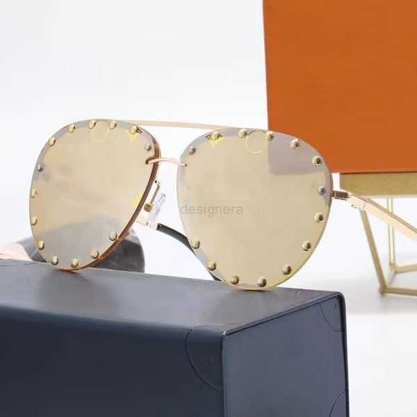 2023 square sun glasses sunglasses women designer luxury man women waimea sunglasses classic vintage uv400 outdoor oculos de sol with box an, White;black
2023 square sun glasses sunglasses women designer luxury man women waimea sunglasses classic vintage uv400 outdoor oculos de sol with box an, White;black