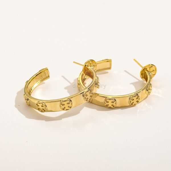 stud earrings pearl bridal earring designer fashion baroque earrings for woman love silver gold stud snowman luxury jewelry hoop women studs, Golden;silver
stud earrings pearl bridal earring designer fashion baroque earrings for woman love silver gold stud snowman luxury jewelry hoop women studs, Golden;silver