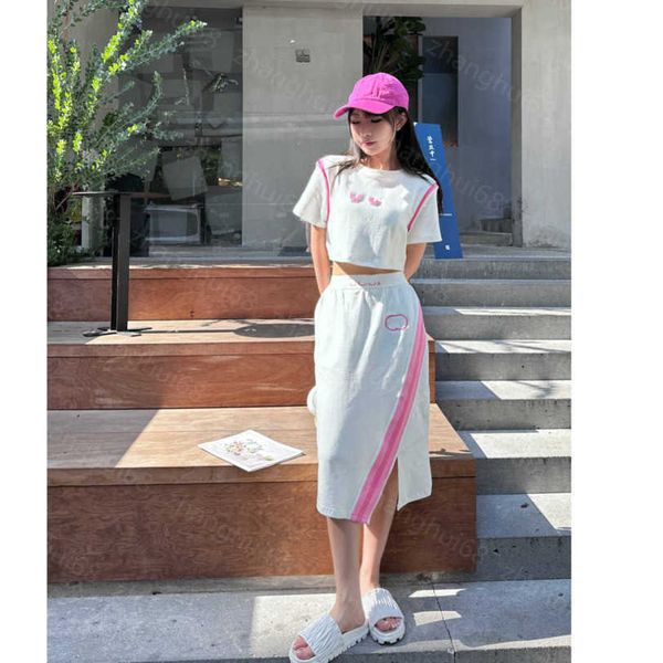 23ss skirt set womens designer clothing color spelling logo embroidery short style short sleeve t-shirt webbing splicing long half skirt set, White
23ss skirt set womens designer clothing color spelling logo embroidery short style short sleeve t-shirt webbing splicing long half skirt set, White