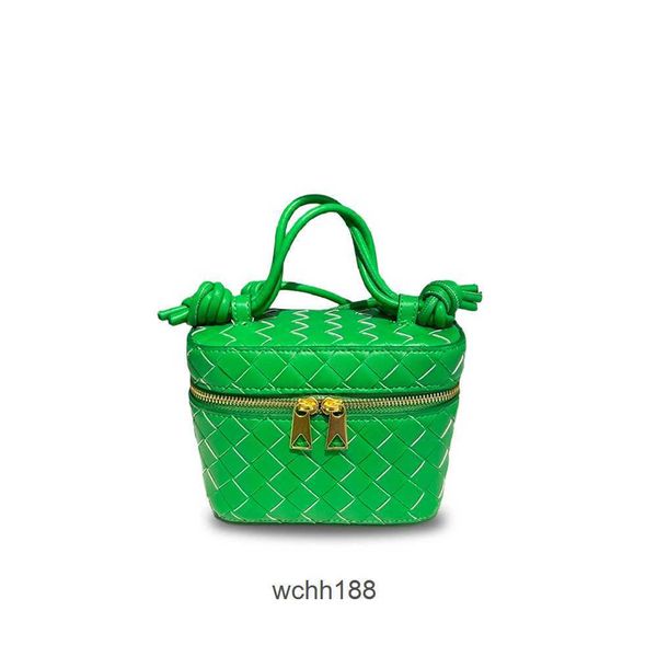 fashion bags designer 2023 bag bottegas evening girl intrecciato knot makeup tote long strap leather woven cowhide handheld shoulder crossbo
fashion bags designer 2023 bag bottegas evening girl intrecciato knot makeup tote long strap leather woven cowhide handheld shoulder crossbo
