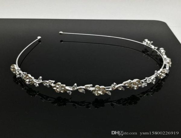 5pcs silver plated crystal wedding bridal headband tiara hair band lady fashion5427812
5pcs silver plated crystal wedding bridal headband tiara hair band lady fashion5427812