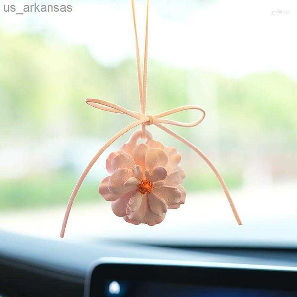 car air freshener interior decorations creativity car pendant female trendy small rose flower rearview mirror cute fragrance perfume l230523
car air freshener interior decorations creativity car pendant female trendy small rose flower rearview mirror cute fragrance perfume l230523