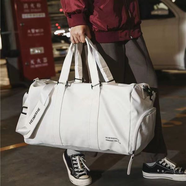 short-distance travel bag men's and women's business trip tote large capacity travel duffel waterproof sports fitness
short-distance travel bag men's and women's business trip tote large capacity travel duffel waterproof sports fitness